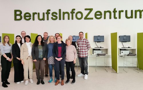 Gruppe der Bildungsberater im BerufsInfoZentrum