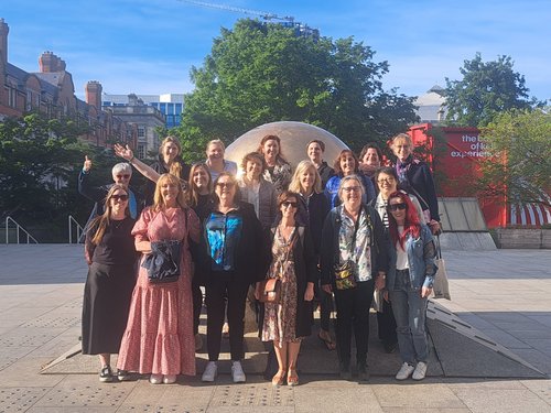 Gruppenbild der Teilnehmer am Irland Study Visit 2025